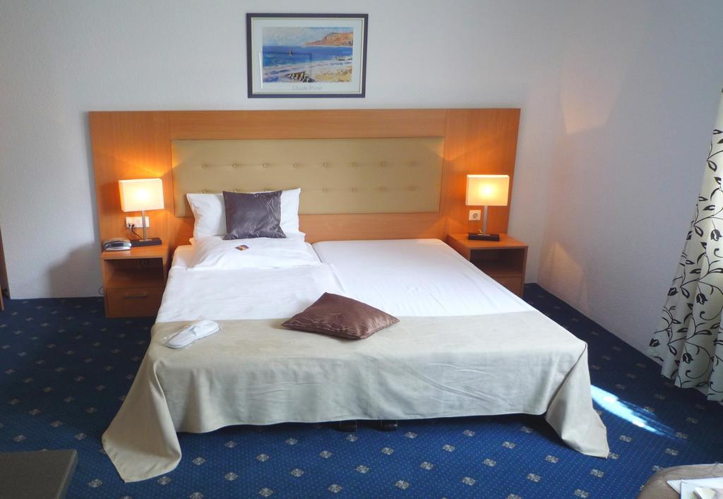 Hotel Abalone Remscheid Eksteriør billede